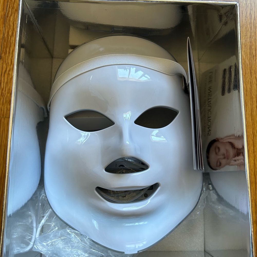 Red Light Therapy LED face mask